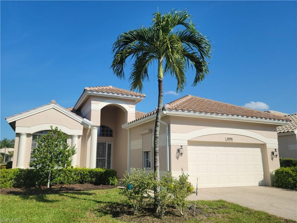 24776 Hollybrier LN BONITA SPRINGS, FL 34134