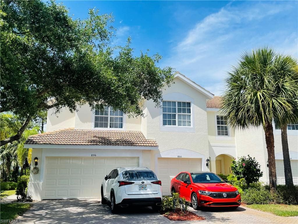 856 Hampton CIR NAPLES, FL 34105