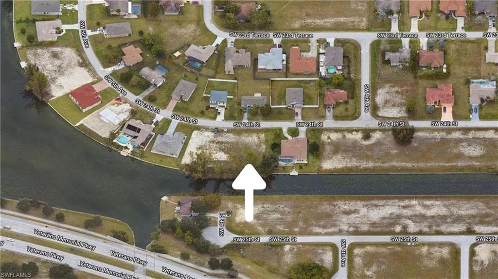 430 SW 24th ST CAPE CORAL, FL 33991