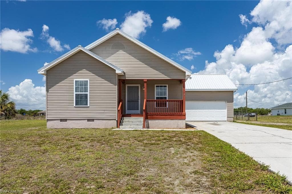 1177 Jay TER LABELLE, FL 33935