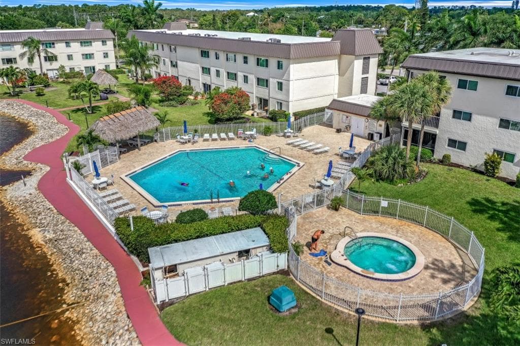 1024 Manatee RD C302 NAPLES, FL 34114