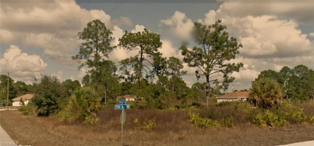 3318 70th ST W LEHIGH ACRES, FL 33971