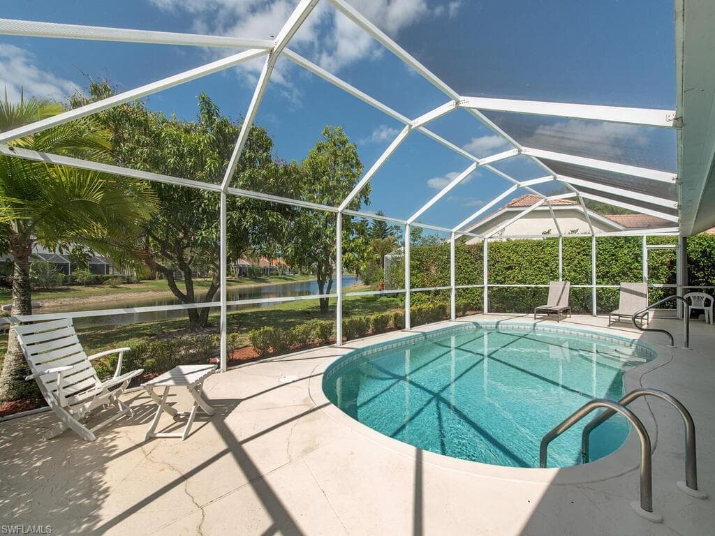 5192 Lochwood CT NAPLES, FL 34112
