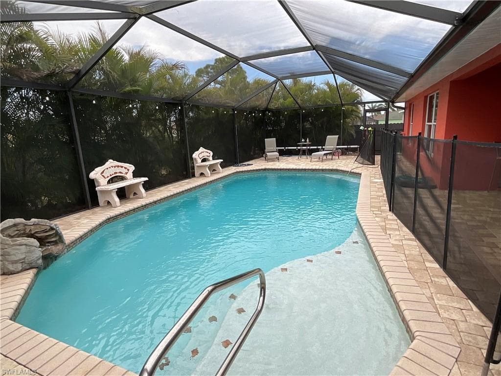 2524 NW 20th AVE CAPE CORAL, FL 33993