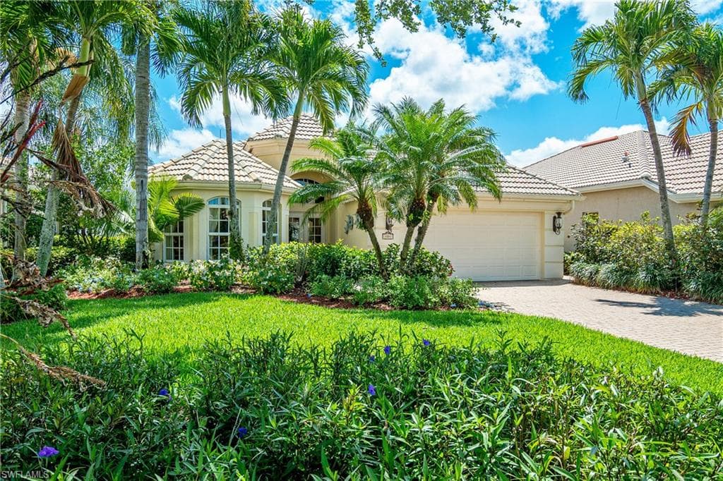 484 Palo Verde DR NAPLES, FL 34119