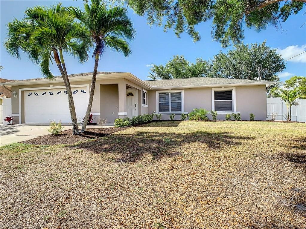 917 SW 5th TER CAPE CORAL, FL 33991