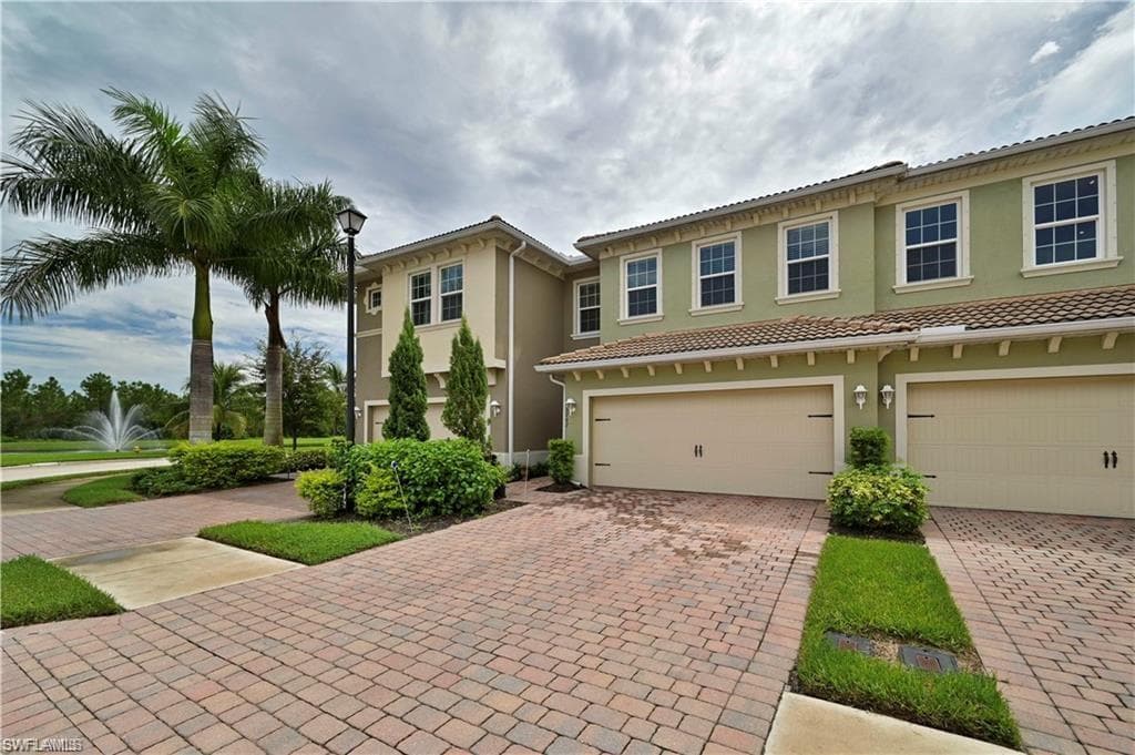 3747 Tilbor CIR FORT MYERS, FL 33916