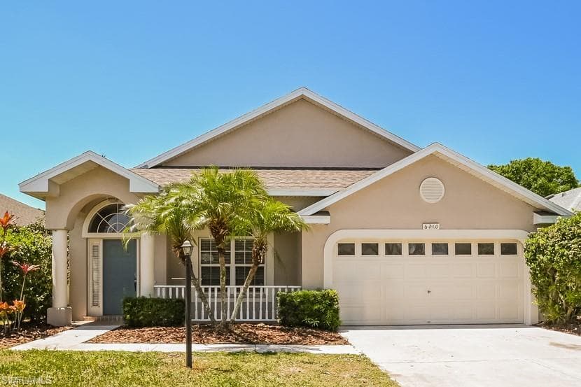 6210 Blackberry LN LAKEWOOD RANCH, FL 34202