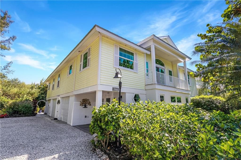 1202 Sand Castle RD SANIBEL, FL 33957