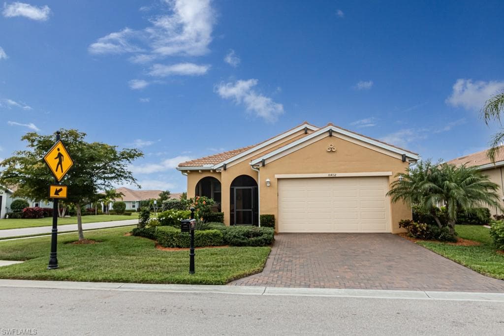 10432 Severino LN FORT MYERS, FL 33913