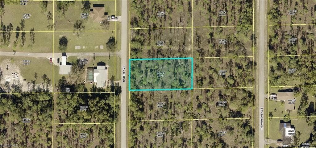 1310 North AVE LEHIGH ACRES, FL 33972