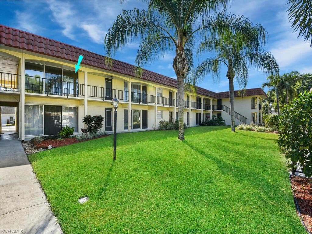 1485 Memoli LN 14 FORT MYERS, FL 33919