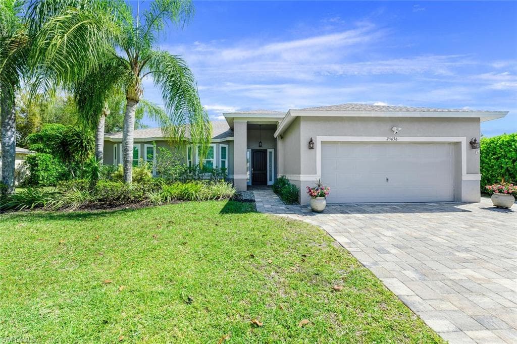 25636 Old Gaslight DR BONITA SPRINGS, FL 34135