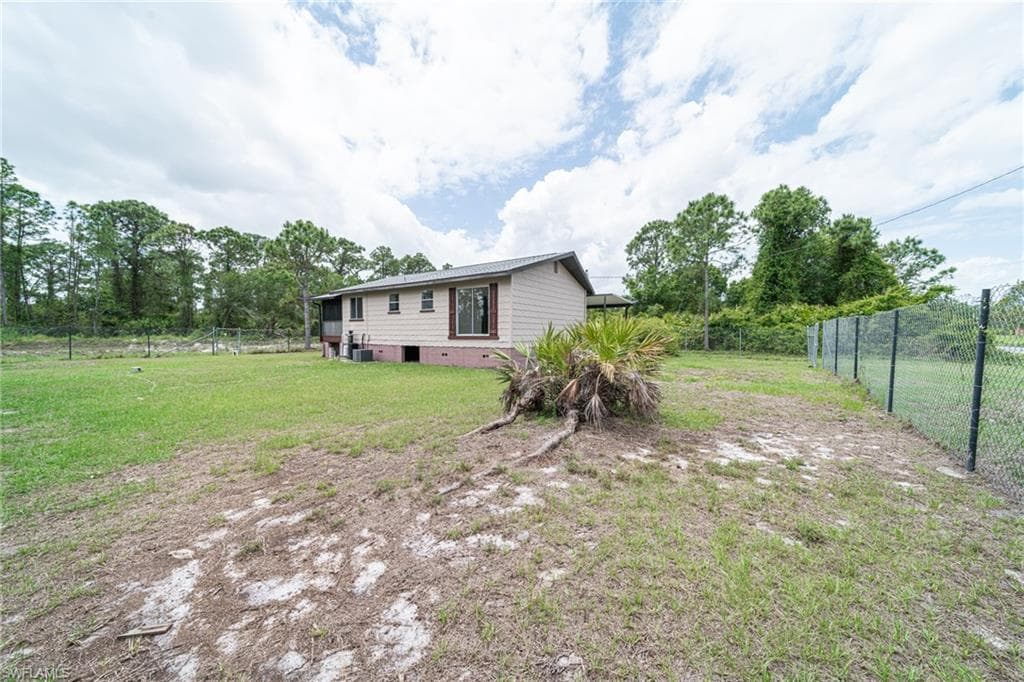 840 Calumet ST E LEHIGH ACRES, FL 33974