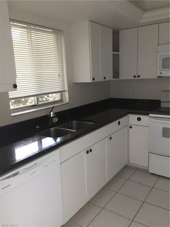 5651 Rattlesnake Hammock RD C-108 NAPLES, FL 34113