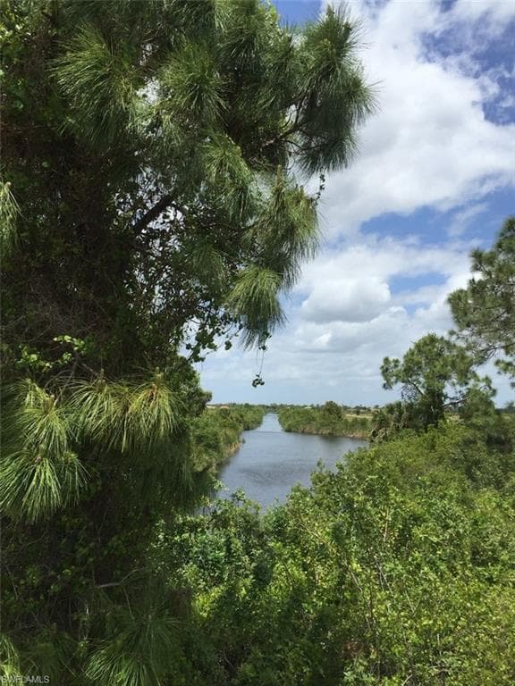 3705 Caloosa PKY CAPE CORAL, FL 33993