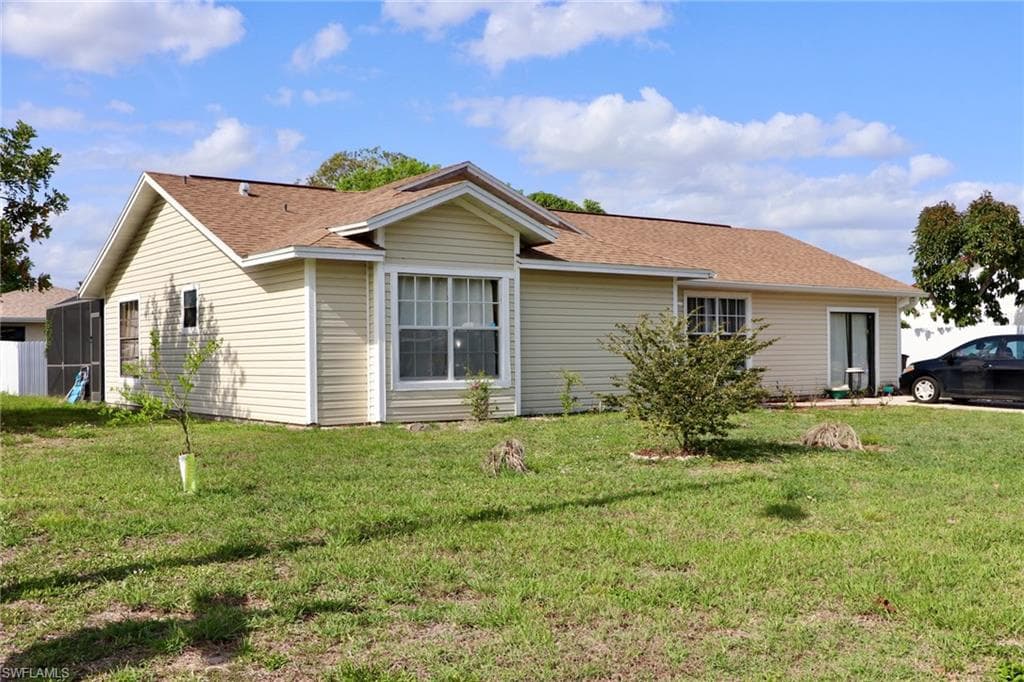 103 Jayside LN LEHIGH ACRES, FL 33936