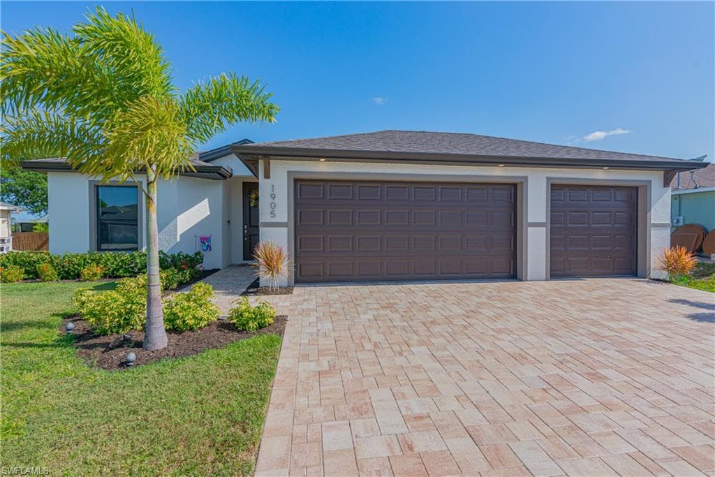 1905 NE 18th ST CAPE CORAL, FL 33909
