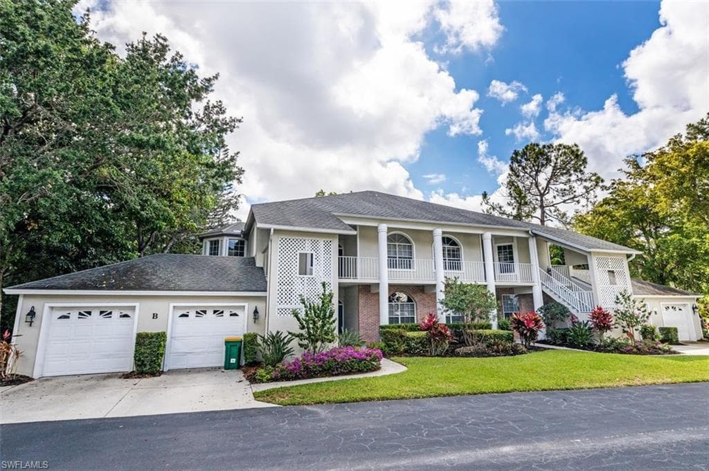 15116 Royal Fern CT B-200 NAPLES, FL 34110