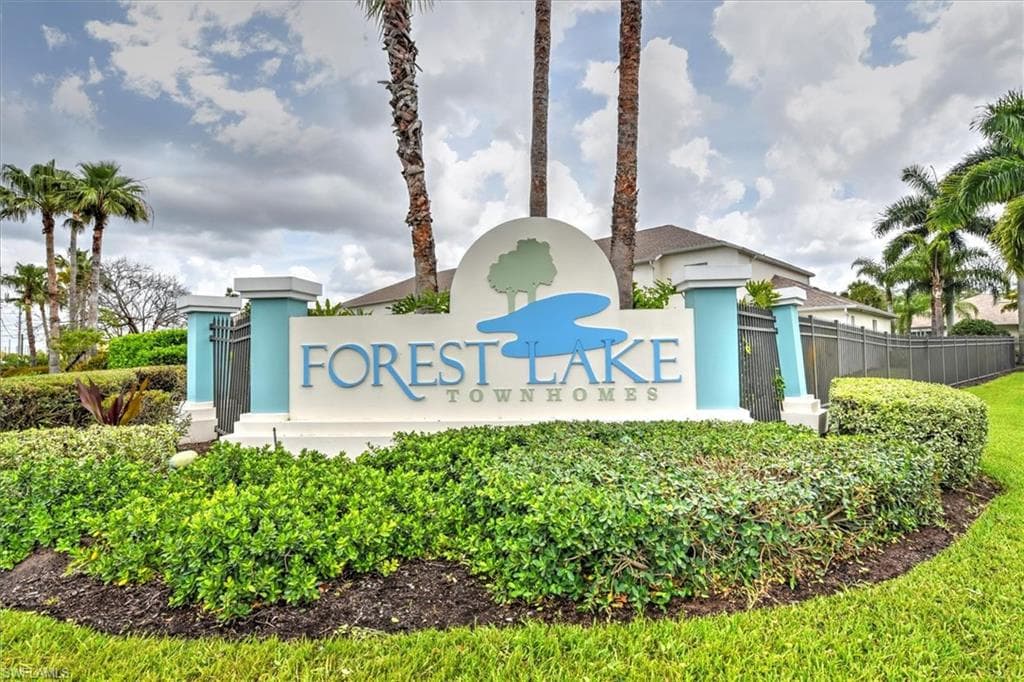 3624 Pine Oak CIR 103 FORT MYERS, FL 33916