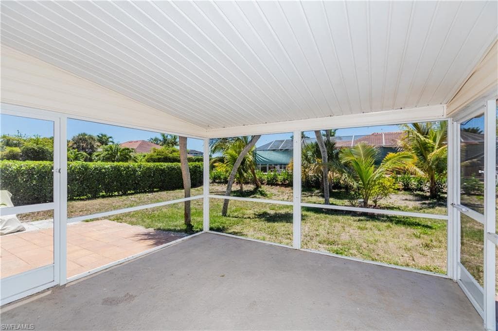 368 Castaways ST MARCO ISLAND, FL 34145