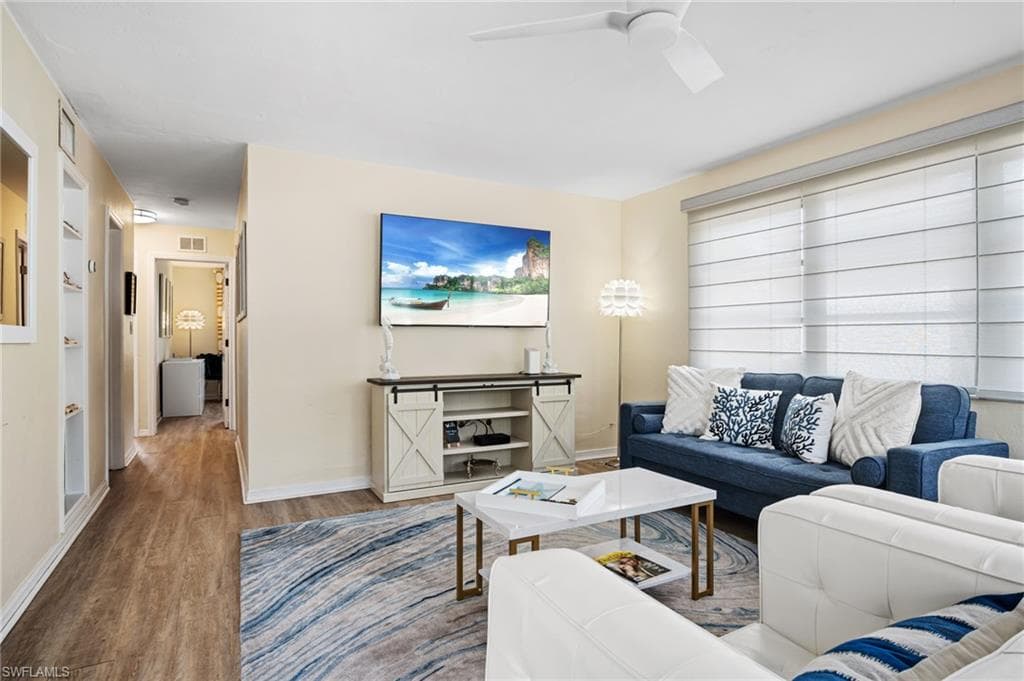 1097 Sperling AVE NAPLES, FL 34103
