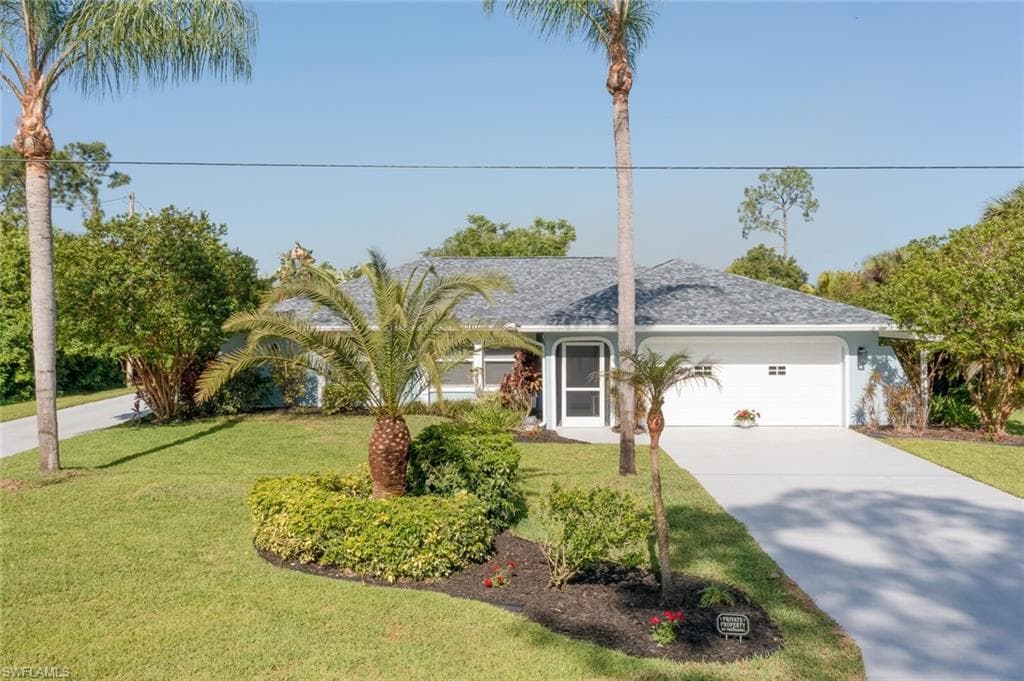 507 Cleveland AVE LEHIGH ACRES, FL 33972