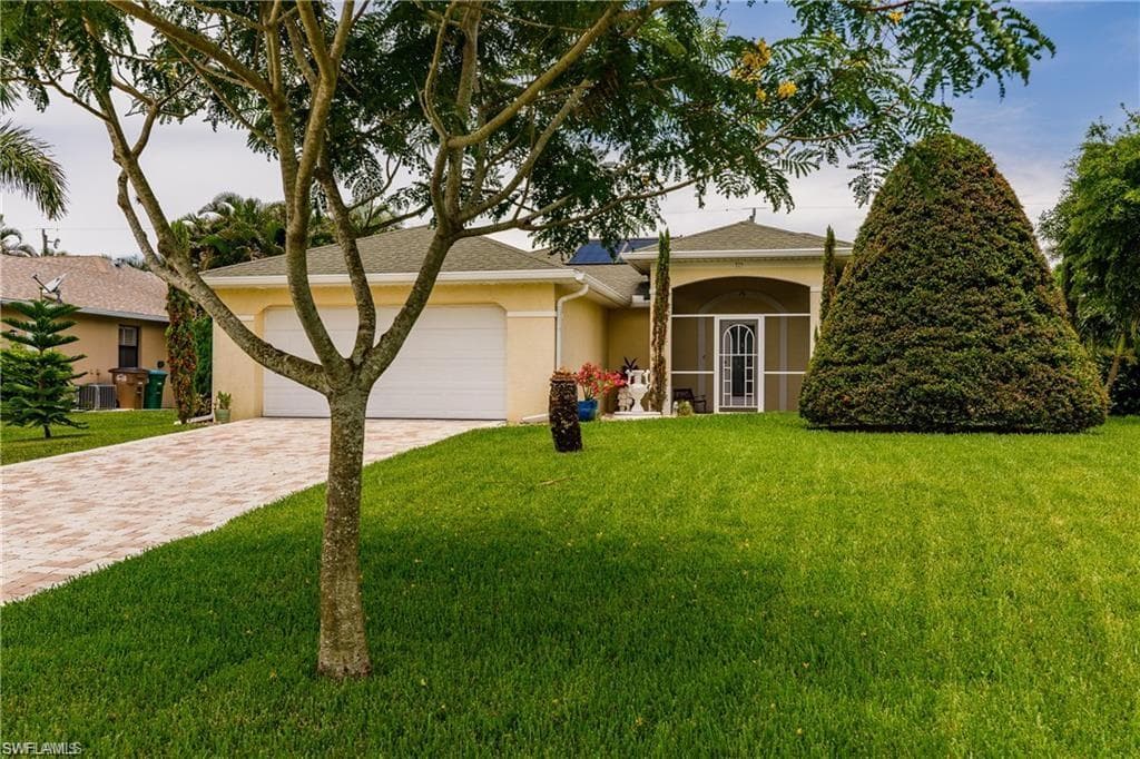 329 SW 20th ST CAPE CORAL, FL 33991