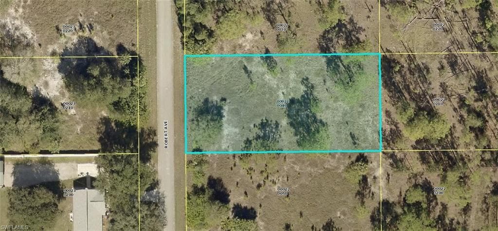 1316 Robert AVE LEHIGH ACRES, FL 33972