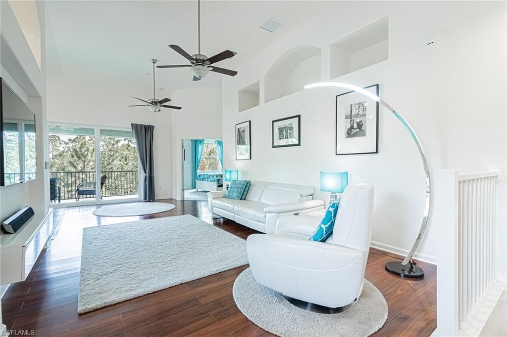 6653 Alden Woods CIR 201 NAPLES, FL 34113