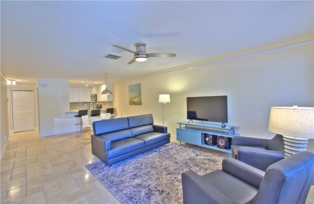 70 Emerald Woods DR K3 NAPLES, FL 34108