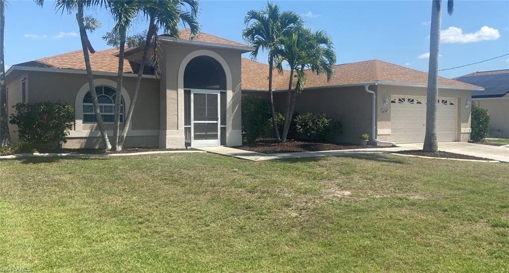 2207 SE 10th LN CAPE CORAL, FL 33990