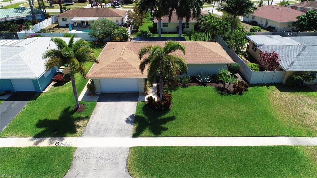 3586 Santiago WAY NAPLES, FL 34105