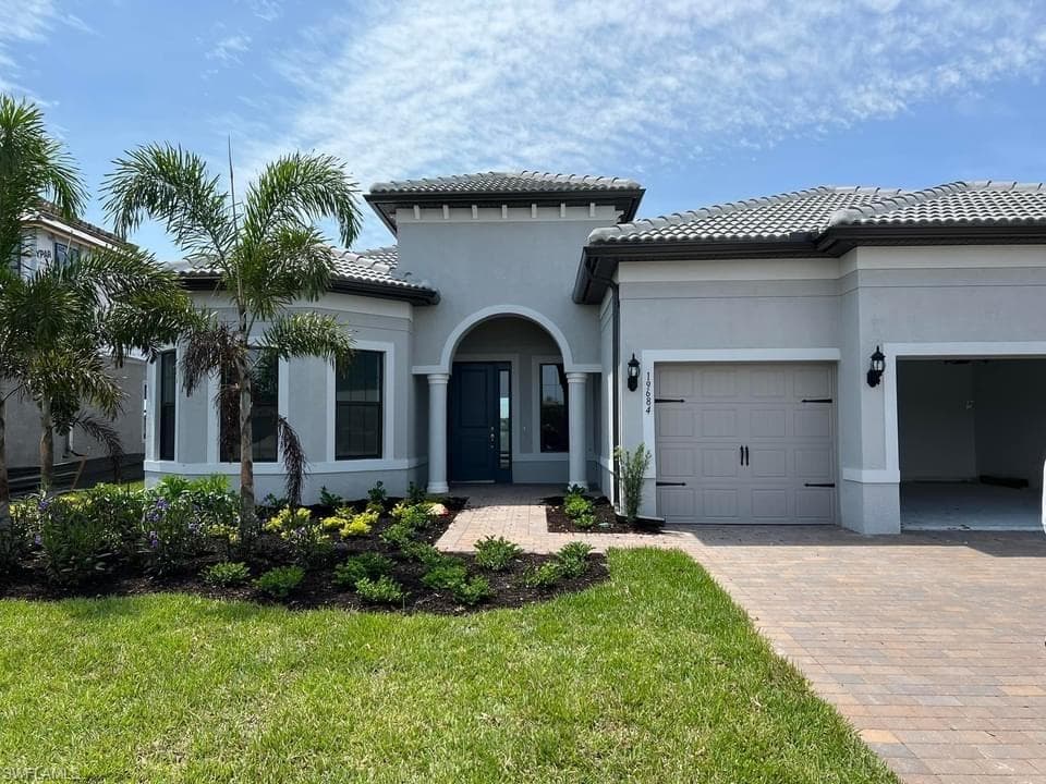 19684 Aqua View LN FORT MYERS, FL 33913