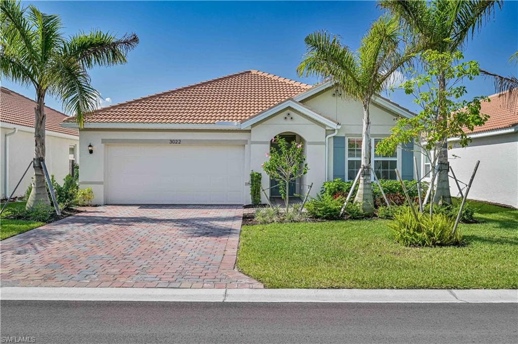 3022 Birchin LN FORT MYERS, FL 33916