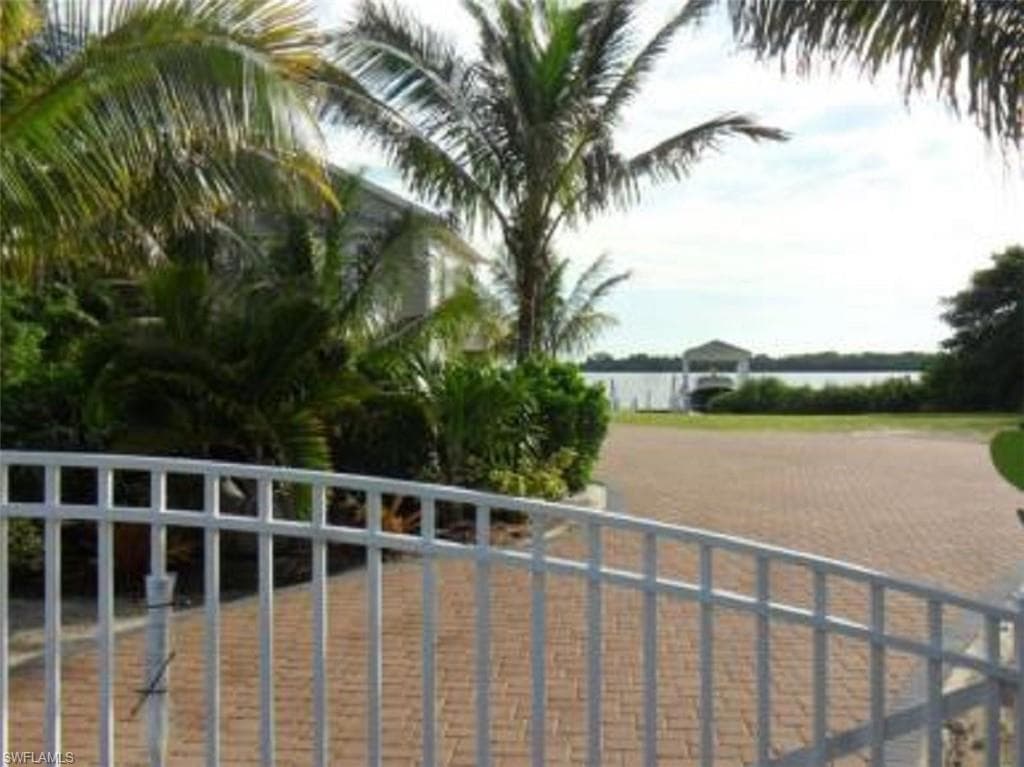 15759 Captiva DR CAPTIVA, FL 33924