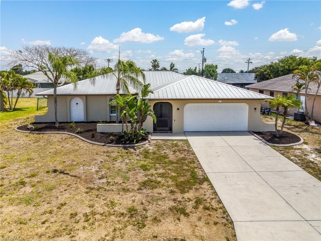 3505 SE 8th PL CAPE CORAL, FL 33904