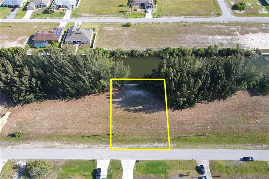 2814 NW 6th TER CAPE CORAL, FL 33993