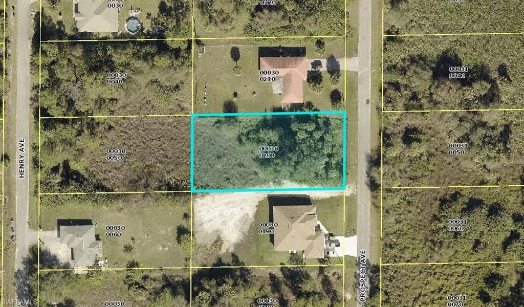 1415 Prospect AVE LEHIGH ACRES, FL 33972