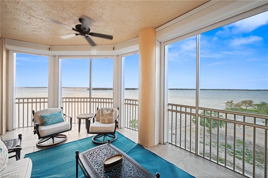 14200 Royal Harbour CT W 801 FORT MYERS, FL 33908