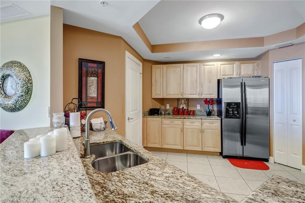 2745 1st ST 2301 FORT MYERS, FL 33916