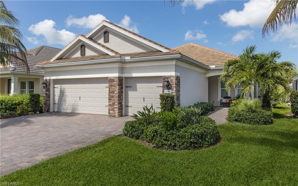 19798 Coconut Harbor CIR FORT MYERS, FL 33908