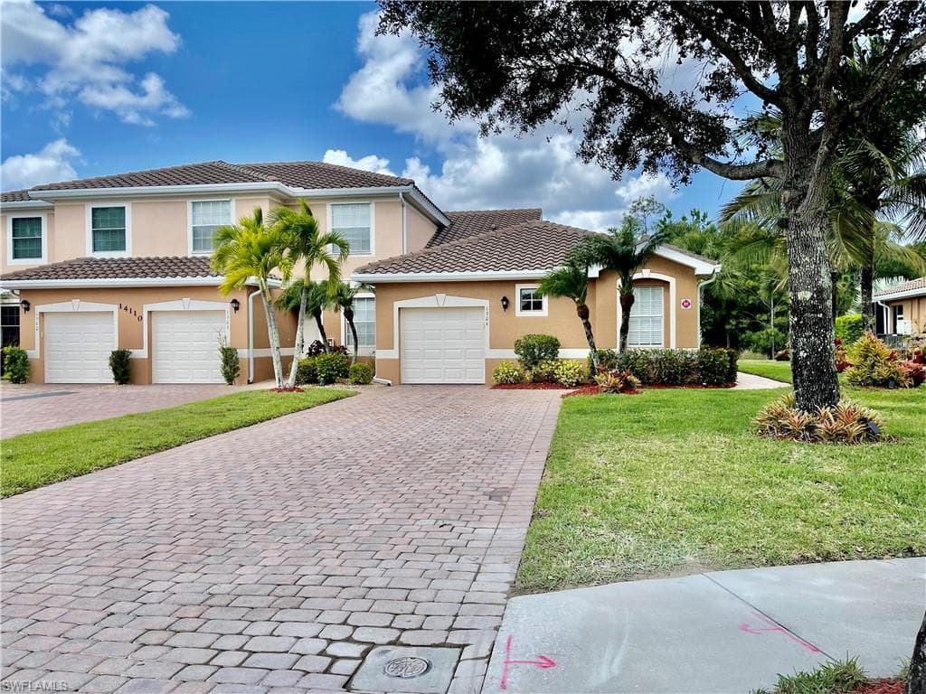14110 Winchester CT 1304 NAPLES, FL 34114