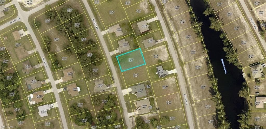 3751 NE 16th AVE CAPE CORAL, FL 33909