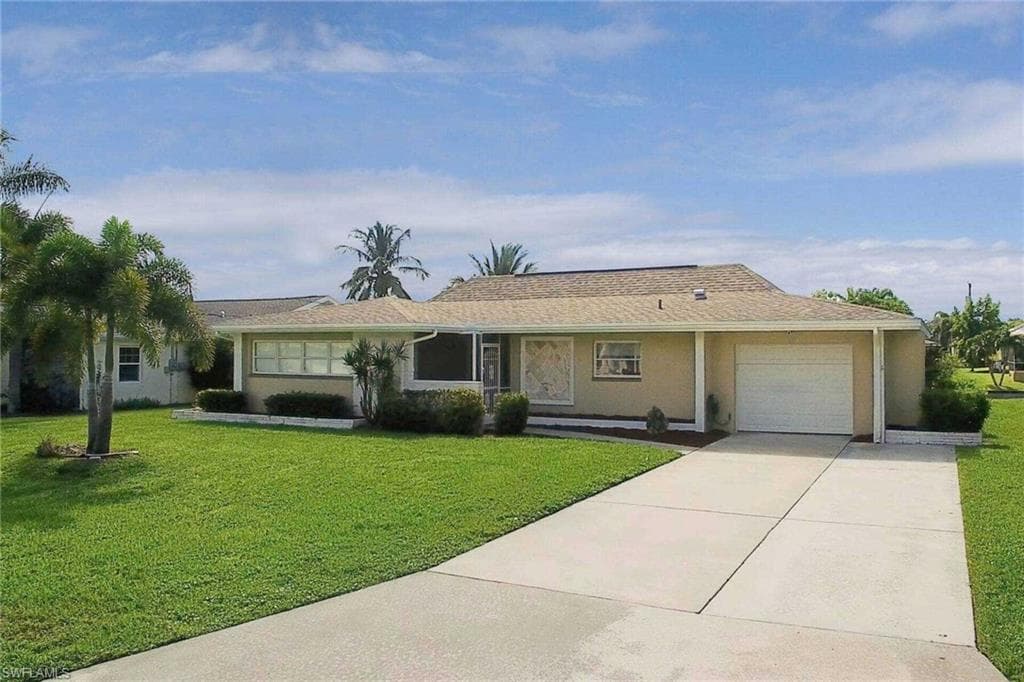 2022 SE 29th LN CAPE CORAL, FL 33904