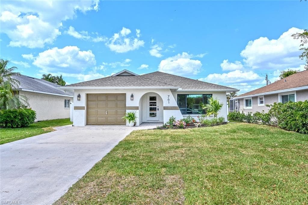 761 99th AVE N NAPLES, FL 34108