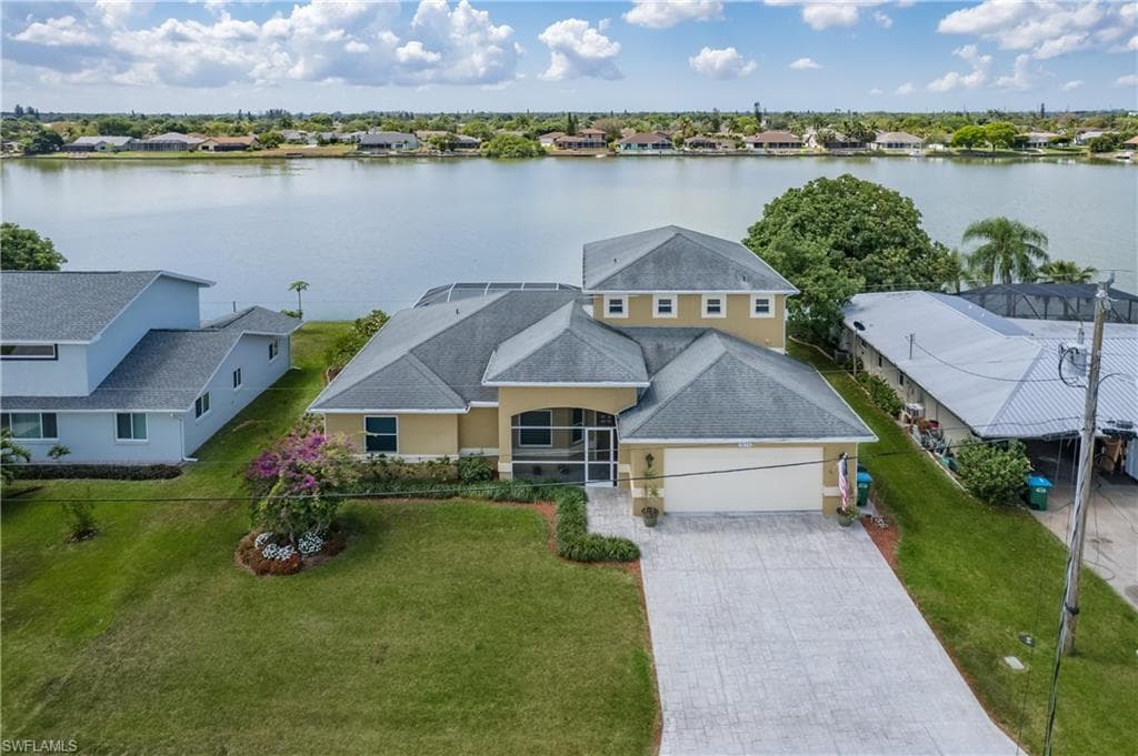 1836 SE 2nd TER CAPE CORAL, FL 33990