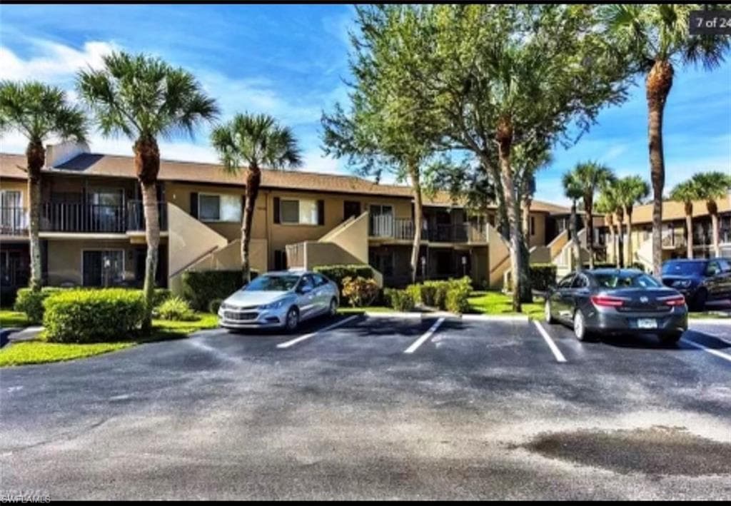 4250 Jack Frost CT 5 NAPLES, FL 34112