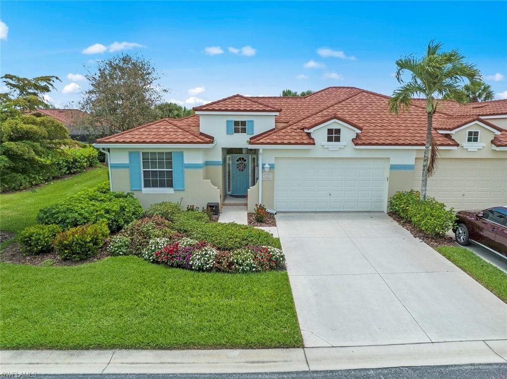10910 Salerno Bay RD ESTERO, FL 34135