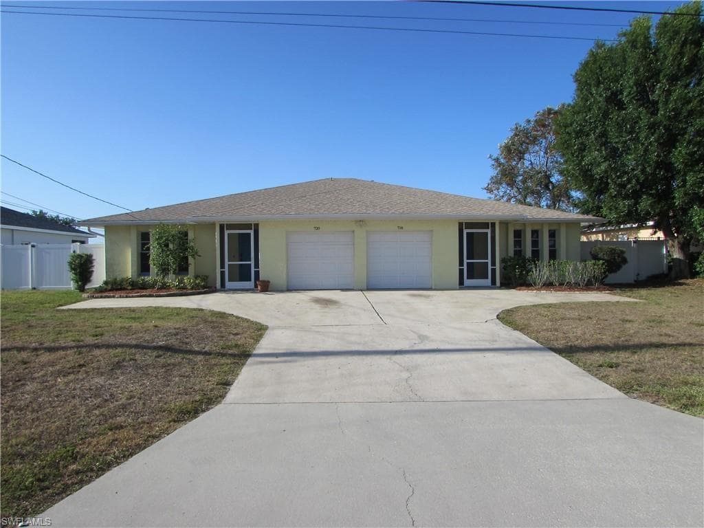 718 / 720 SE 6th TER CAPE CORAL, FL 33990